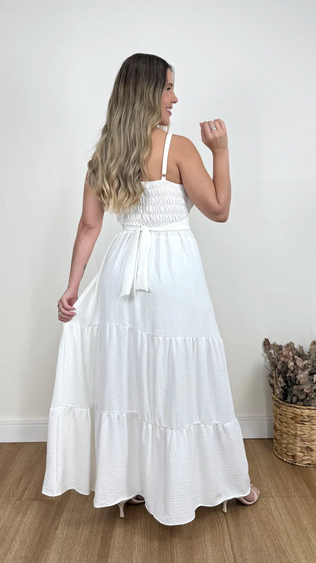 VESTIDO QUEZIA LISO (VÁRIAS CORES DISPONÍVEIS)