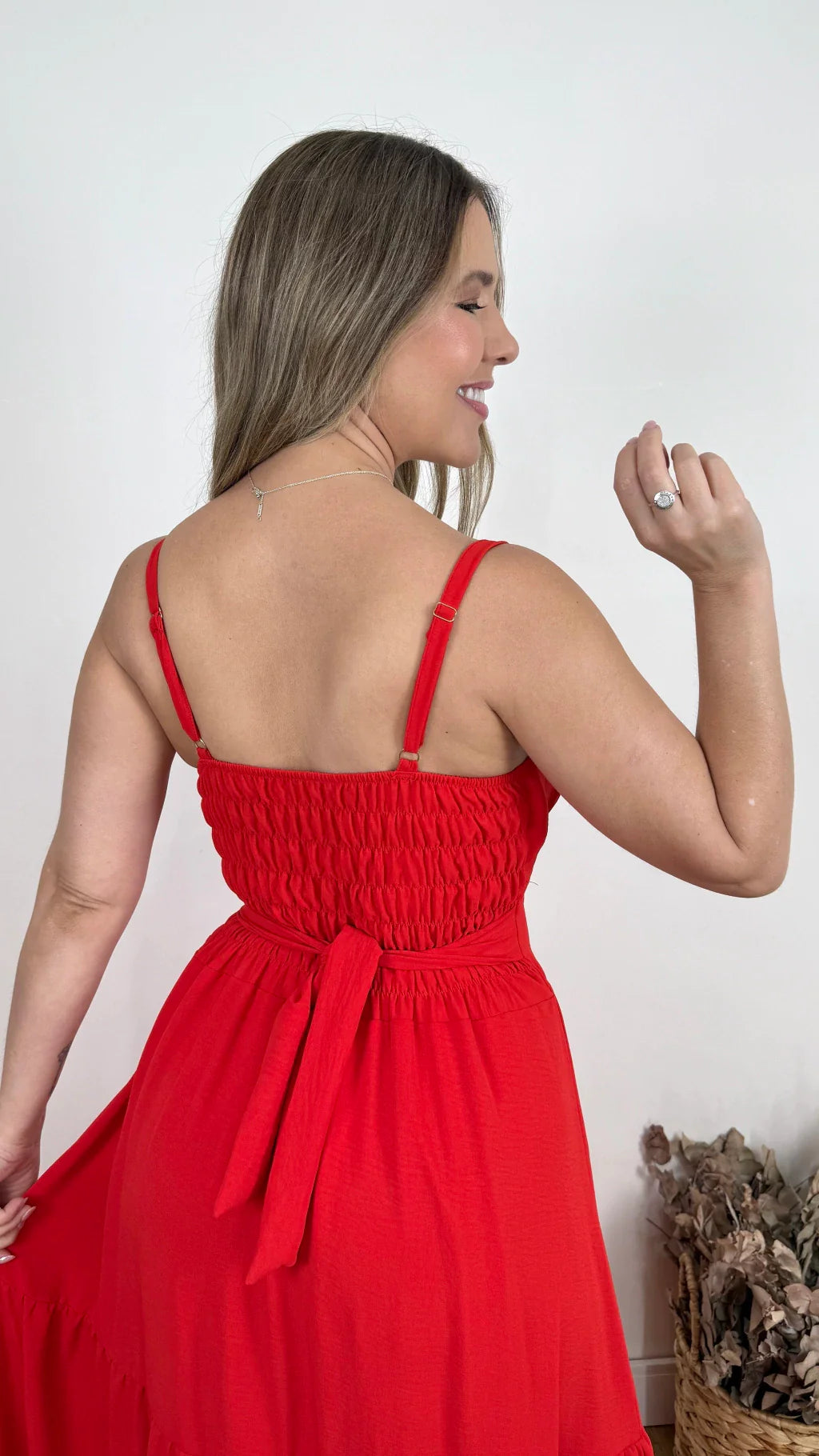 VESTIDO QUEZIA LISO (VÁRIAS CORES DISPONÍVEIS)